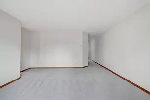 2075 13th Ave W, Shakopee, MN 55379 - Photo 16