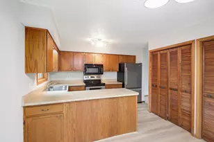 2075 13th Ave W, Shakopee, MN 55379 - Photo 12