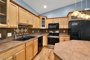 1752 Brainard Blvd, Detroit Lakes, MN 56501 - Photo 8