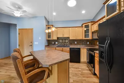 1752 Brainard Boulevard #6, Detroit Lakes, MN 56501 - Photo 6