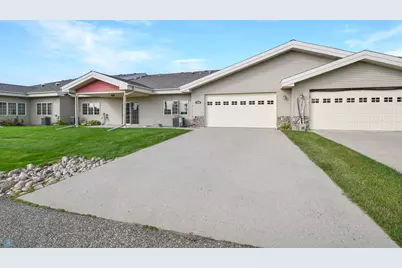 1752 Brainard Boulevard #6, Detroit Lakes, MN 56501 - Photo 1