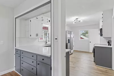 210 N Renville Street, Winthrop, MN 55396 - Photo 6