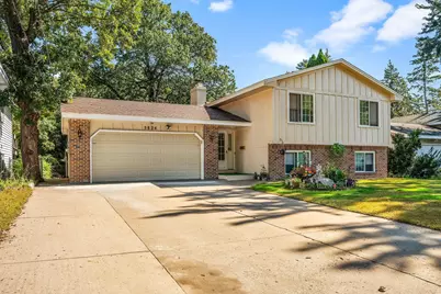 5824 Orchard Avenue N, Crystal, MN 55429 - Photo 1