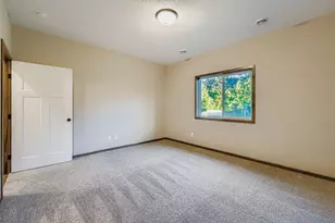 2557 County Rd I, Mounds View, MN 55112 - Photo 16