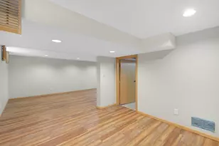 5245 Oxford St N, Shoreview, MN 55126 - Photo 26