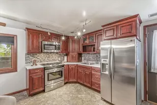 8710 60th Ave N, New Hope, MN 55428 - Photo 32