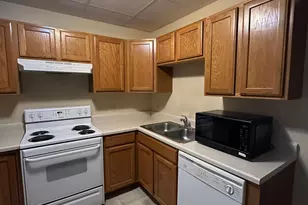 109 E Luverne St, Luverne, MN 56156 - Photo 4