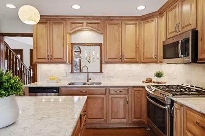 12520 Pinehurst Drive, Burnsville, MN 55337 - Photo 8