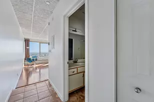 431 S 7th St, Minneapolis, MN 55415 - Photo 8