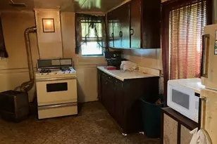 706 4th Ave SE, Waseca, MN 56093 - Photo 4