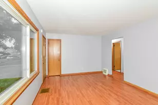 4918 Morgan Ave N, Minneapolis, MN 55430 - Photo 2