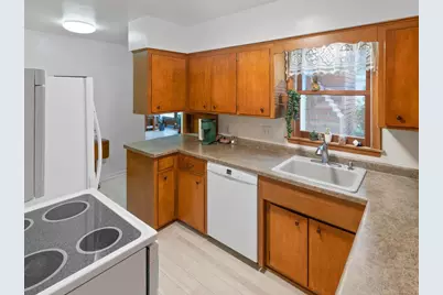 1075 Saint Paul Avenue, Saint Paul, MN 55116 - Photo 14