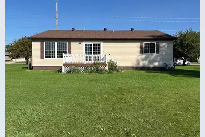 1114 Greenwood Street E, Thief River Falls, MN 56701 - Photo 24