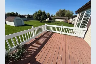 1114 Greenwood Street E, Thief River Falls, MN 56701 - Photo 22