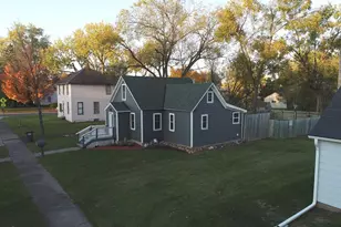 315 4th Ave SE, Milaca, MN 56353 - Photo 1