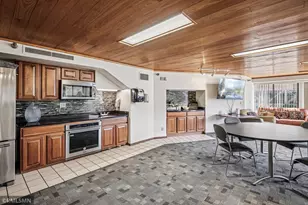 26 10th Street W, Saint Paul, MN 55102 - Photo 20