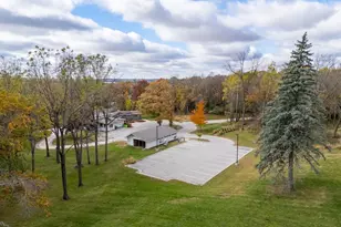 5650 Weatherhill Rd SW, Rochester, MN 55902 - Photo 122