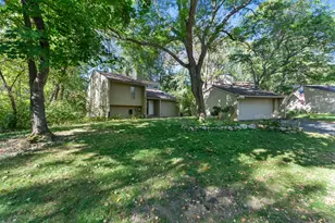 1805 Archer Ln N, Plymouth, MN 55447 - Photo 10