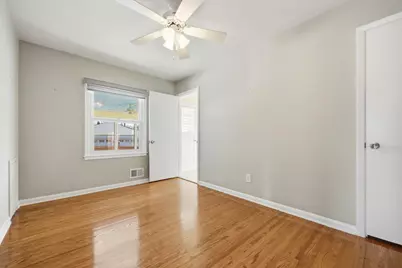 1641 Pennsylvania Avenue S, Saint Louis Park, MN 55426 - Photo 20