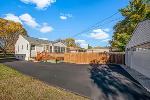 1641 Pennsylvania Ave S, Saint Louis Park, MN 55426 - Photo 24