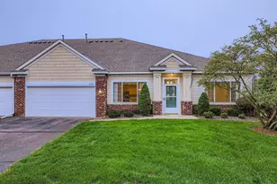 5931 Prairie Ridge Dr, Shoreview, MN 55126 - Photo 1