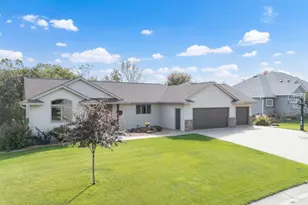 336 Whispering Hills Dr, Saint Charles, MN 55972 - Photo 1