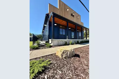 232 NW Highway Avenue S, Blooming Prairie, MN 55917 - Photo 6