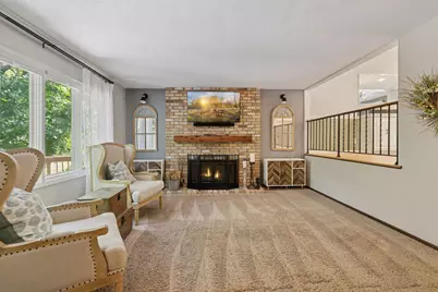 79 Walden Street, Burnsville, MN 55337 - Photo 2