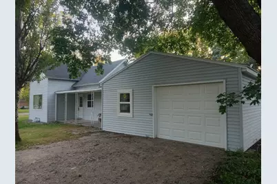 1209 14th Street, Clarkfield, MN 56223 - Photo 2