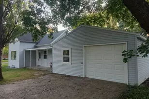 1209 14th St, Clarkfield, MN 56223 - Photo 2