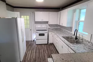 1209 14th St, Clarkfield, MN 56223 - Photo 10