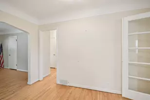 272 Butler Ave E, West Saint Paul, MN 55118 - Photo 10