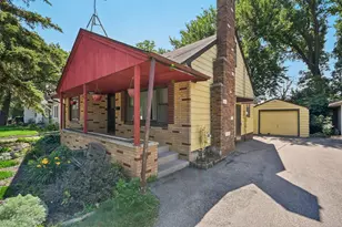 272 Butler Ave E, West Saint Paul, MN 55118 - Photo 2