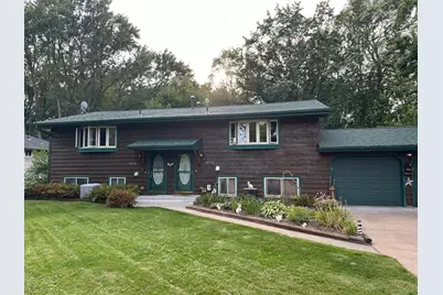 9350 Syndicate Avenue, Circle Pines, MN 55014 - Photo 1