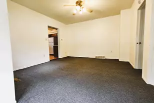 652 E 3rd St, Winona, MN 55987 - Photo 16