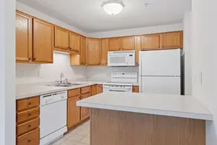 2231 Penn Pl, North Saint Paul, MN 55109 - Photo 10