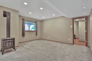 6745 Wildflower Dr S, Cottage Grove, MN 55016 - Photo 54