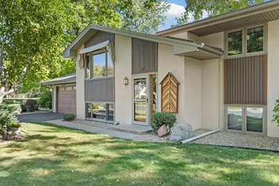 4770 Flag Avenue N, New Hope, MN 55428 - Photo 2