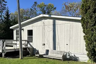 603 2nd St SE, Baudette, MN 56623 - Photo 4