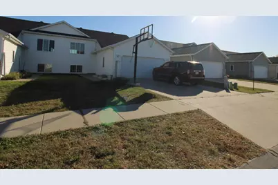 1557 34th Avenue S, Moorhead, MN 56560 - Photo 1