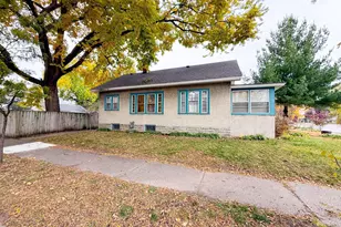 1801 44th Ave N, Minneapolis, MN 55412 - Photo 4