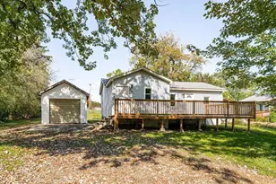 521 NW 13th St, Grand Rapids, MN 55744 - Photo 1