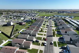 6136 35th St S, Fargo, ND 58104 - Photo 14