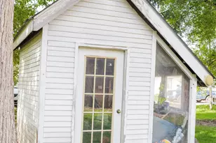 108 W 5th St, Morris, MN 56267 - Photo 4