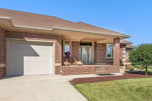 4814 37th Ave N, Reile's Acres, ND 58102 - Photo 4