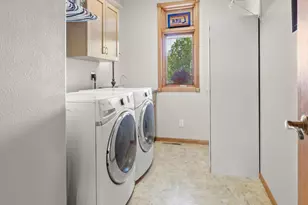 4814 37th Ave N, Reile's Acres, ND 58102 - Photo 30