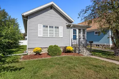 756 W 5th Street, Winona, MN 55987 - Photo 1