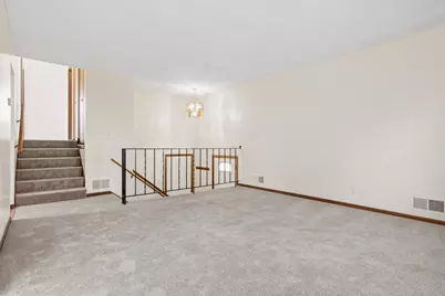 2507 Woodbridge Street, Roseville, MN 55113 - Photo 6