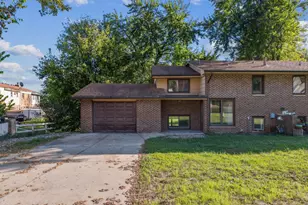 6065 White Dr, Prior Lake, MN 55372 - Photo 2