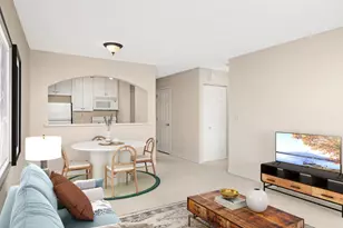 1181 Edgcumbe Rd, Saint Paul, MN 55105 - Photo 2